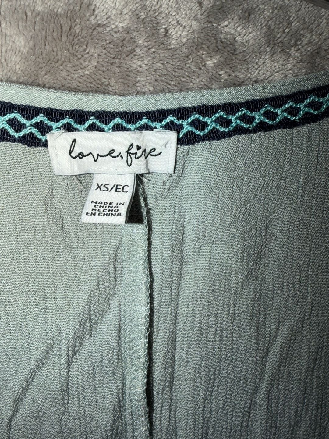 Love, Fire Embroidered Kimono Cardigan Sage Green Women’s Size XS 8
