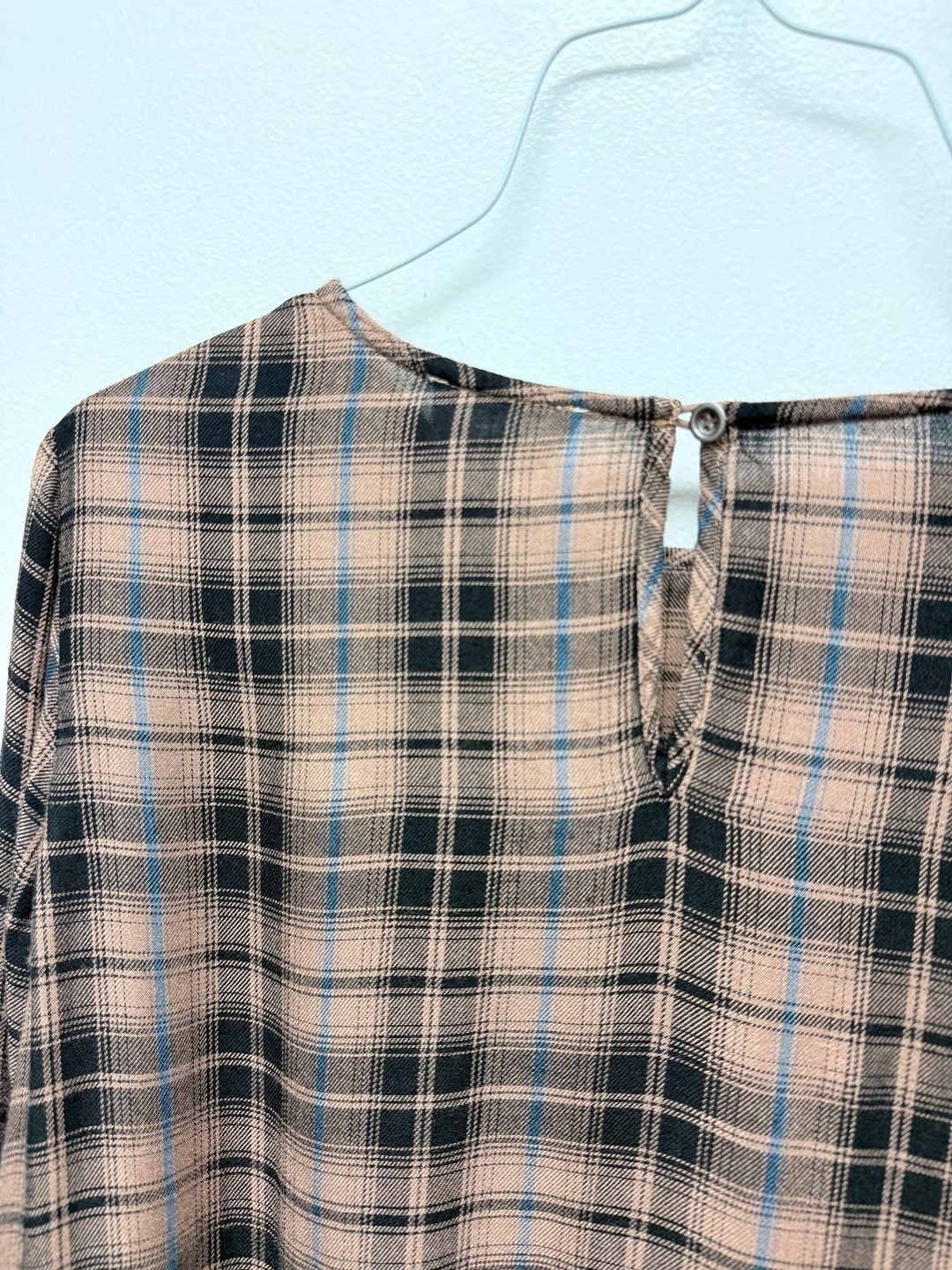 Andrée By Unit Plaid brown blue Blouse Size L Long Sleeve Top 5