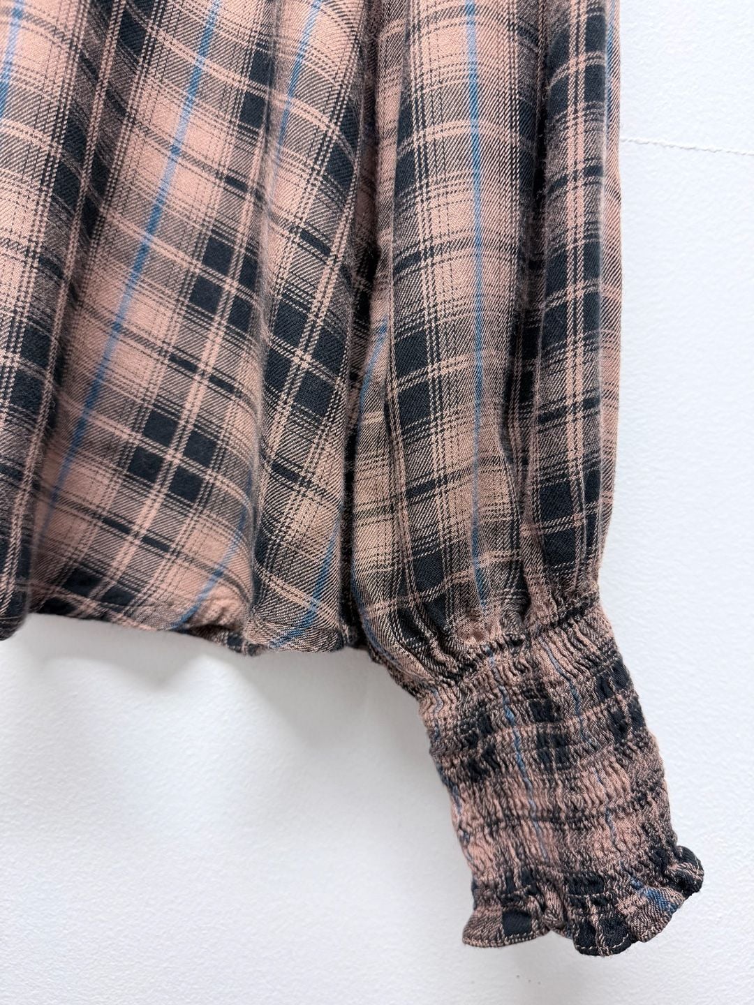 Andrée By Unit Plaid brown blue Blouse Size L Long Sleeve Top 6