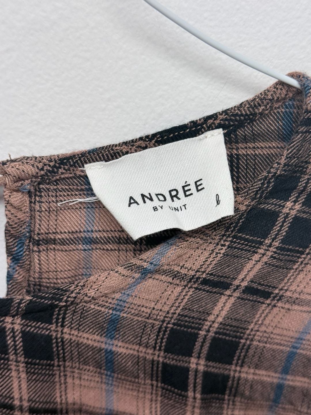 Andrée By Unit Plaid brown blue Blouse Size L Long Sleeve Top 8