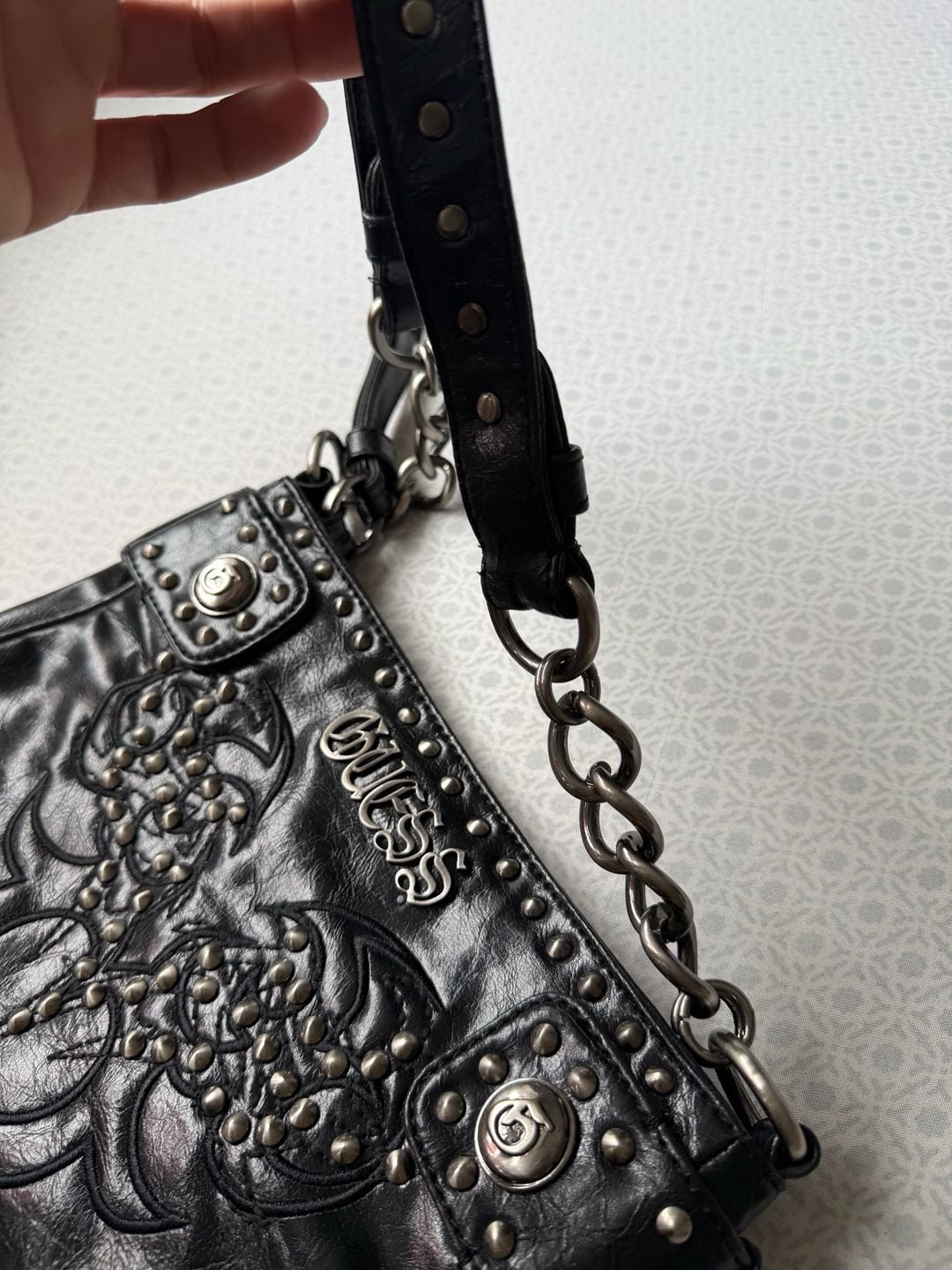 Vintage Y2K Guess Studded Leather Hobo Shoulder Bag Black Goth Grunge Chain 3