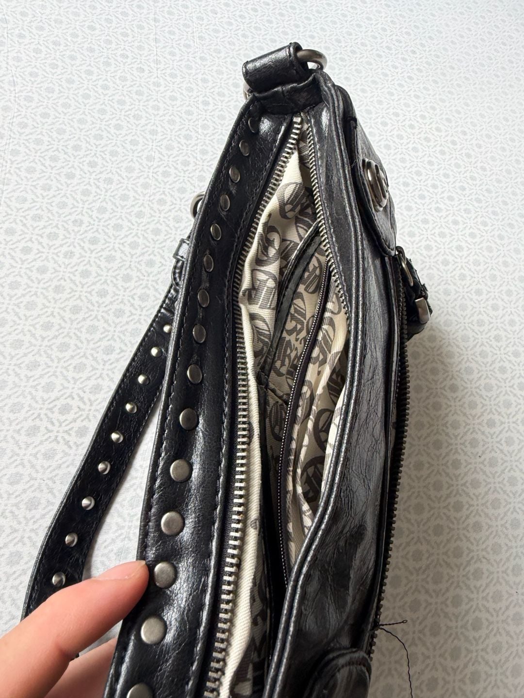Vintage Y2K Guess Studded Leather Hobo Shoulder Bag Black Goth Grunge Chain 9