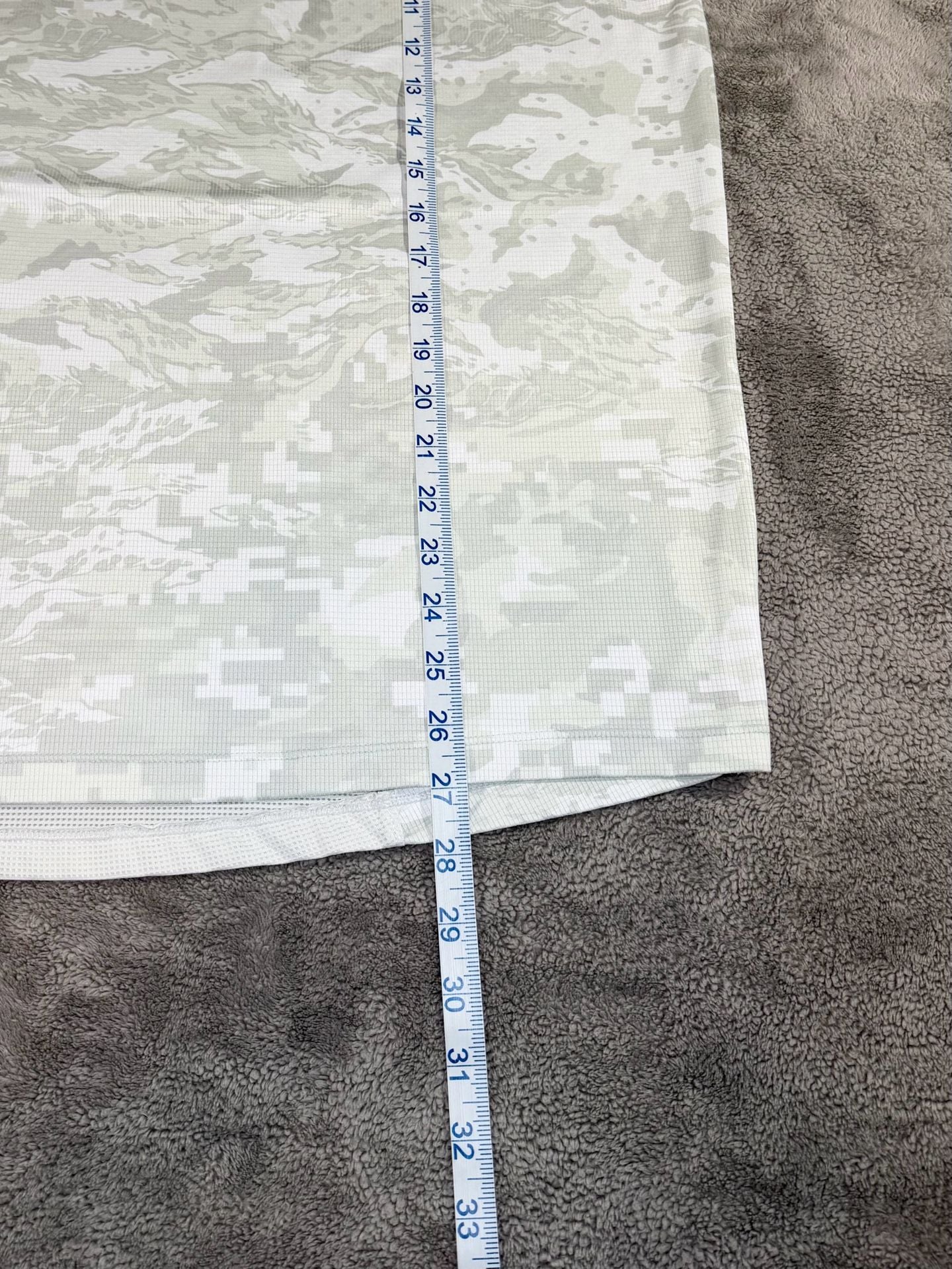 Under Armour Abc Camo Performance T-Shirt XL White Gray Short Sleeve Athletic 8