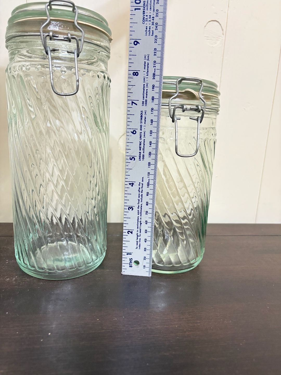 Vtg set 3 glass swirl canisters staggered, 13,9&8” inch jars 7