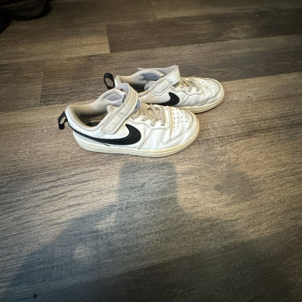 Nike Court Borough Low 2 Size 13C White Black Sneakers