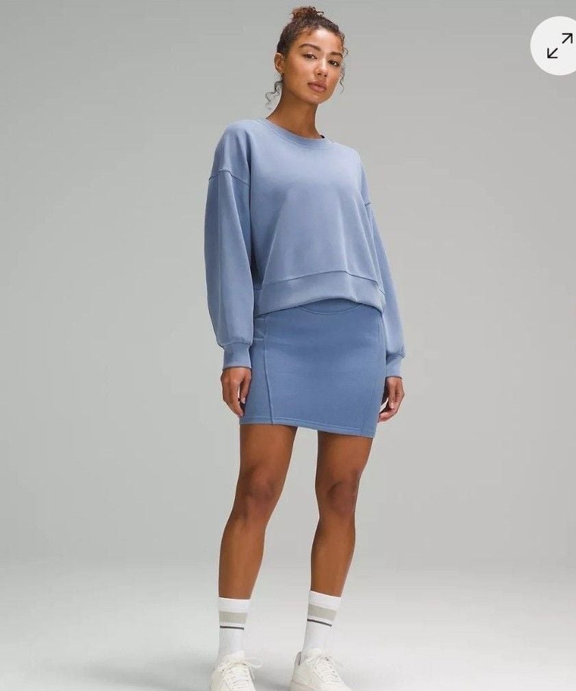 214 Lululemon Scuba HR Mini Skirt Size S Oasis Blue MEDIUM 2