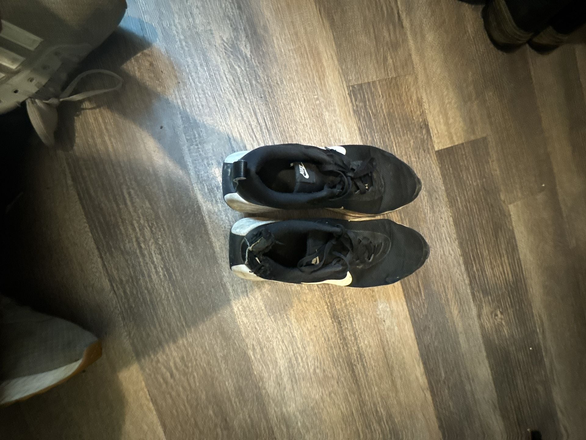 Nike Promina Walking Shoes Size 11.5 Black White 3