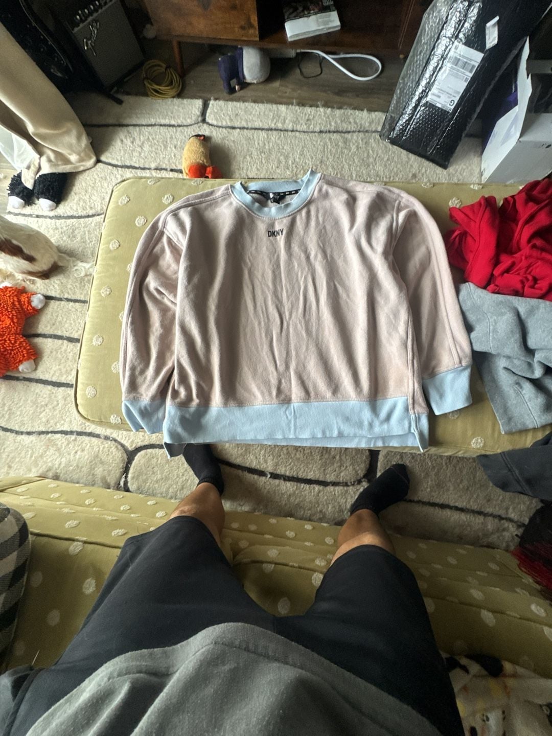 DKNY Sweatshirt Size L Pink Blue Logo Crewneck Pullover 2