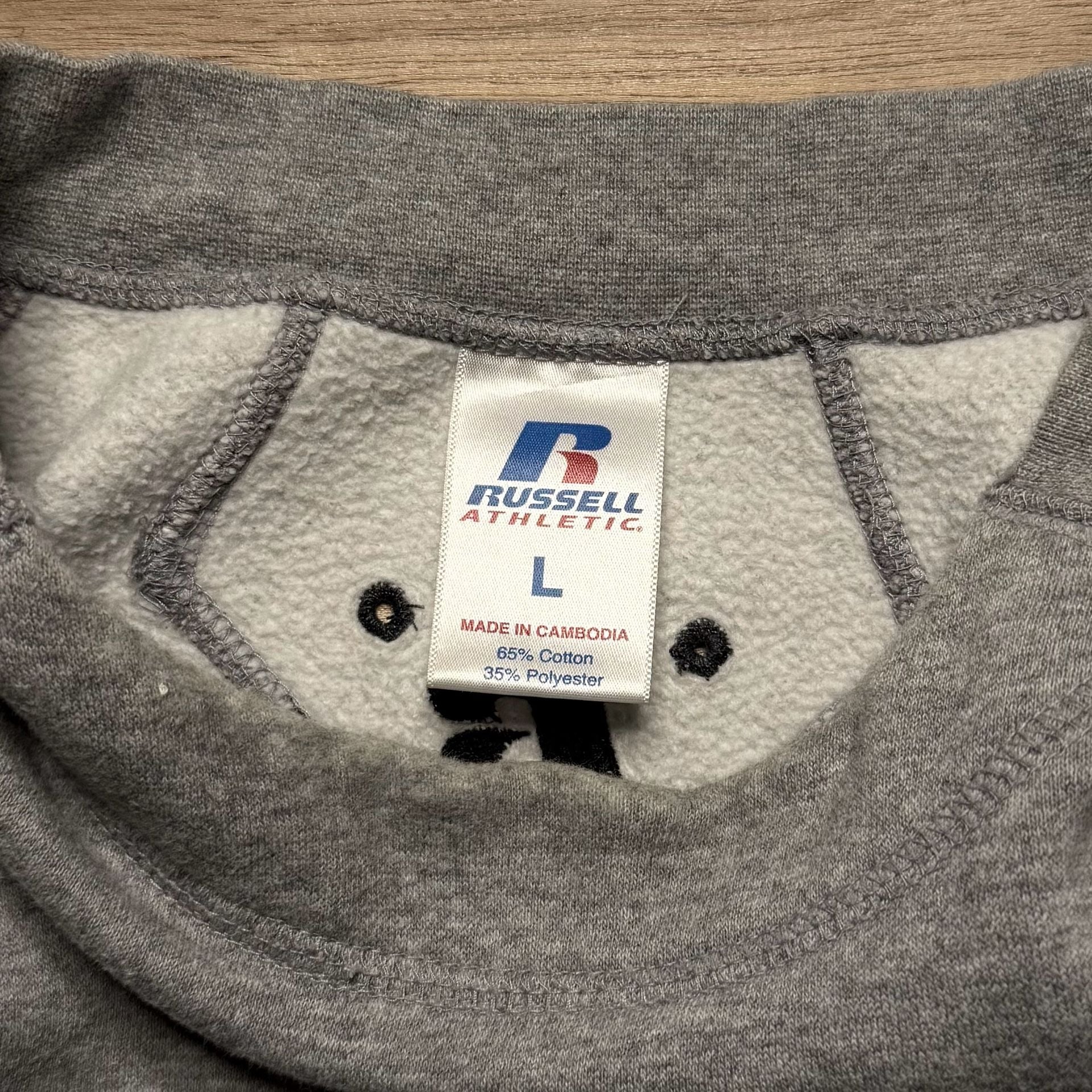Vintage Russell Athletic Gray Crewneck Sweatshirt L Distressed Boxy Raglan 3