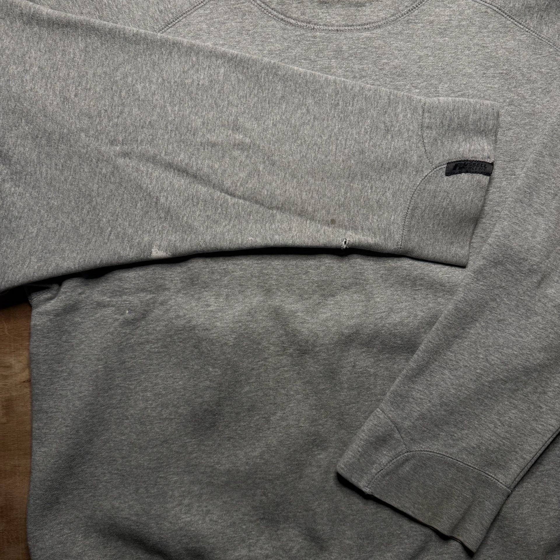 Vintage Russell Athletic Gray Crewneck Sweatshirt L Distressed Boxy Raglan 6