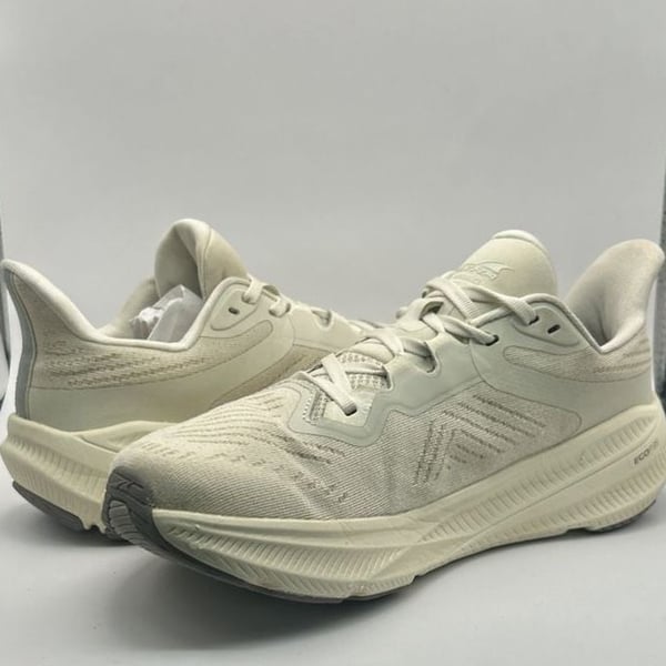 Altra Experience Flow 2 Shoes Womens 8.5 Sand Road Running Athletic Sneakers