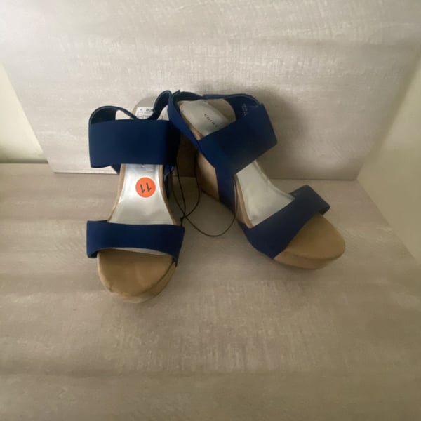 Chinese Laundry Wedge Sandals Size 7.5 Blue Platform Heels