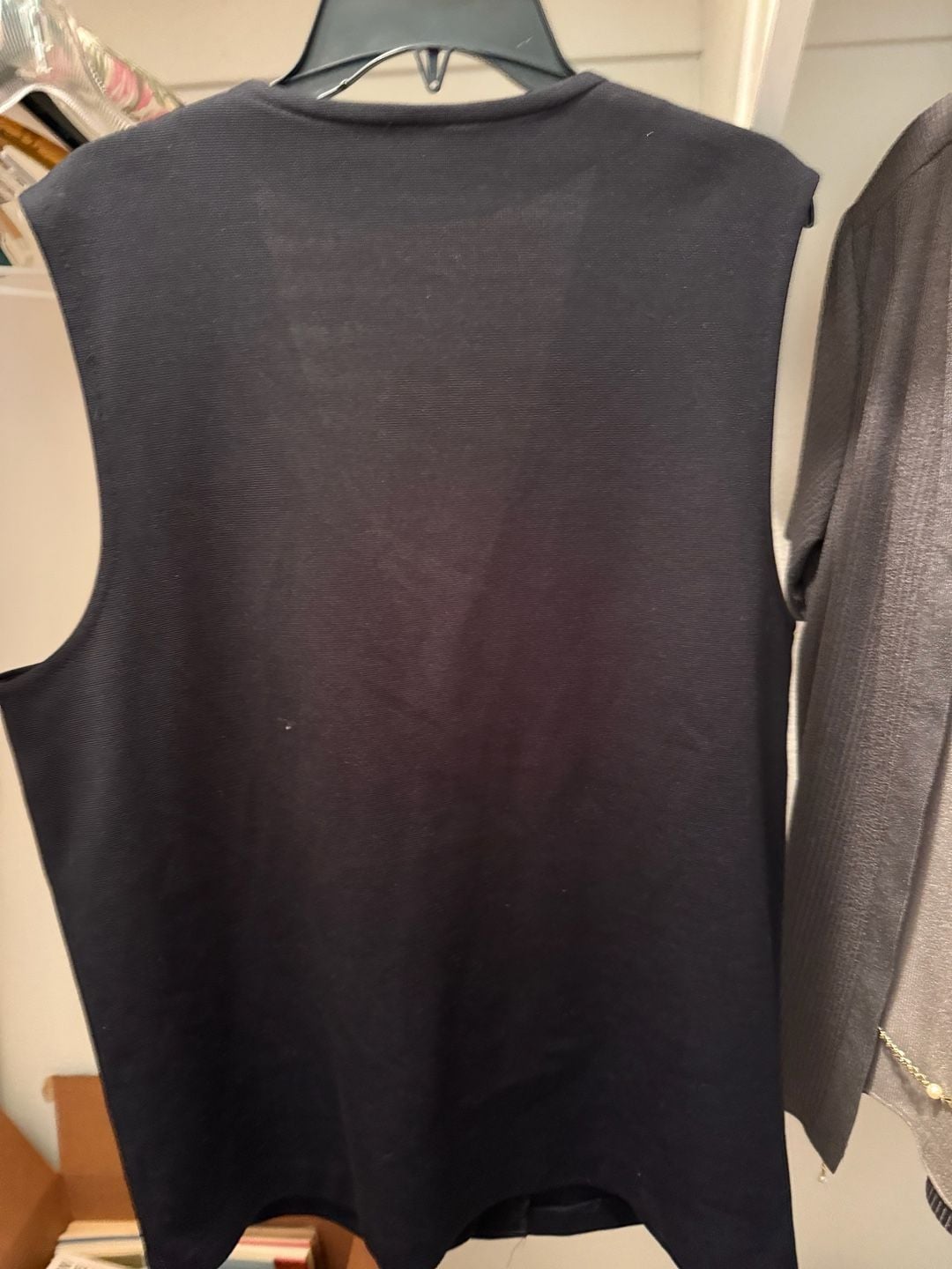 Alfred Dunner Vest Size 18 Black Gold Buttons 4