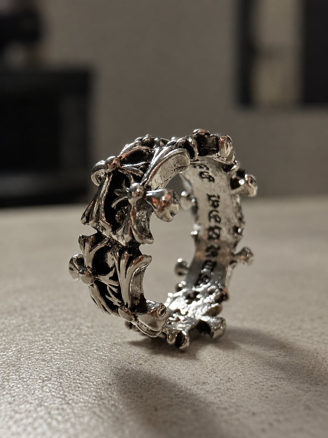 VINTAGE Y2K GRUNGE SILVER RING 1