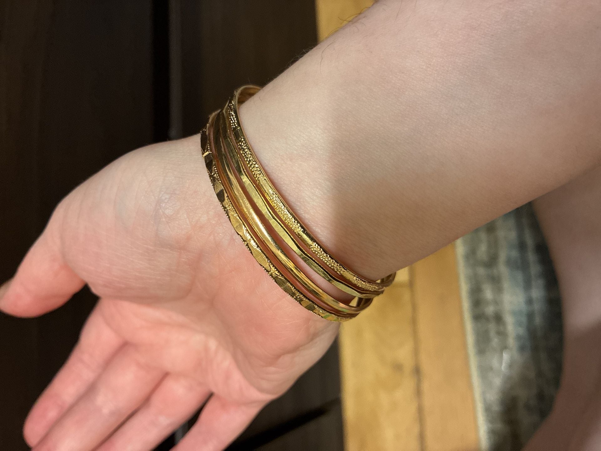 Vintage 1980s Gold-Tone Textured Stackable Bangles Set of 4 4
