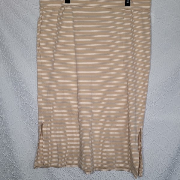 Isaac Mizrahi Live! Skirt Size XLT Striped Midi