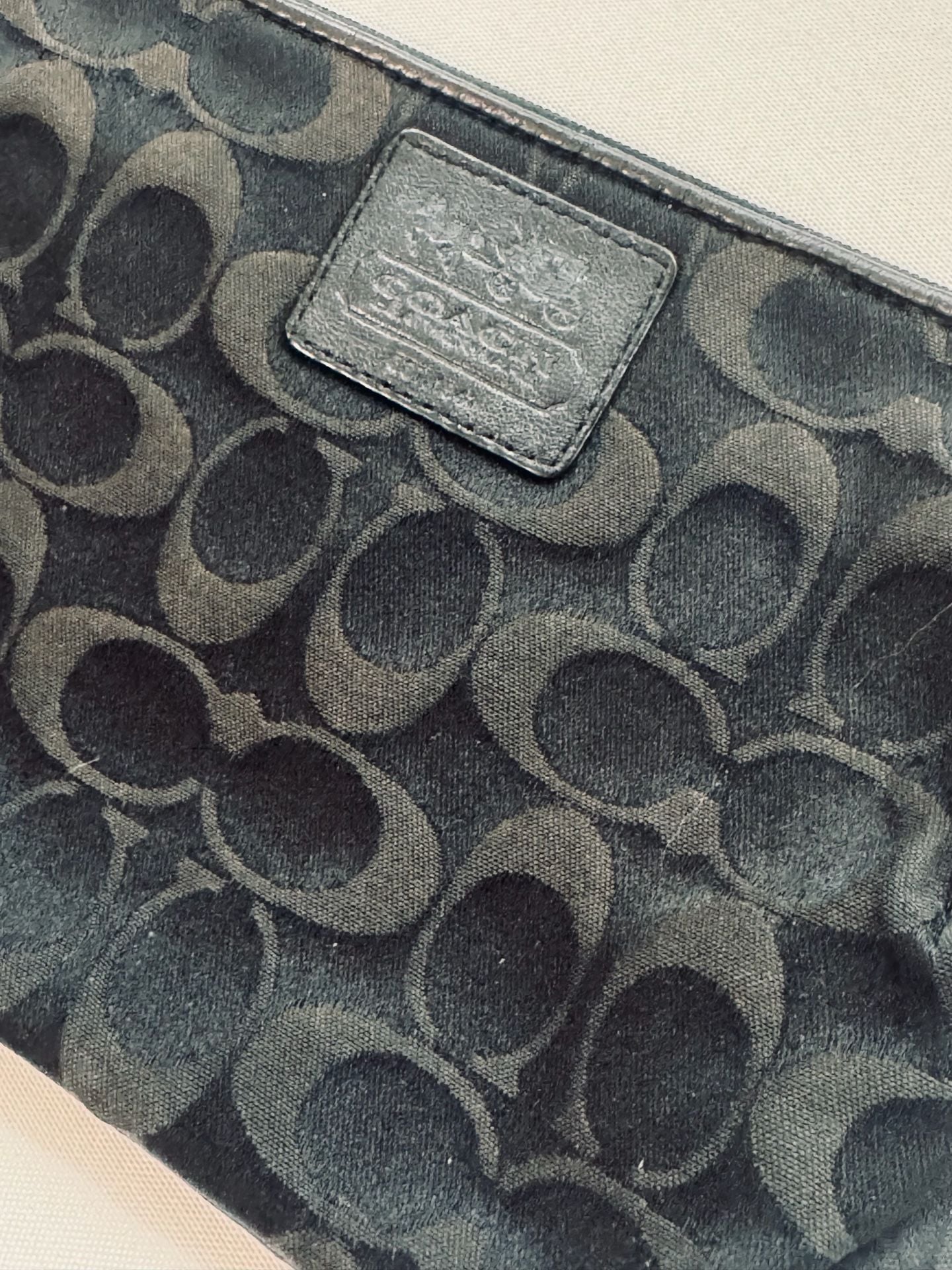 Coach Vintage Y2K Black Signature C Jacquard Wristlet Mini Bag 3