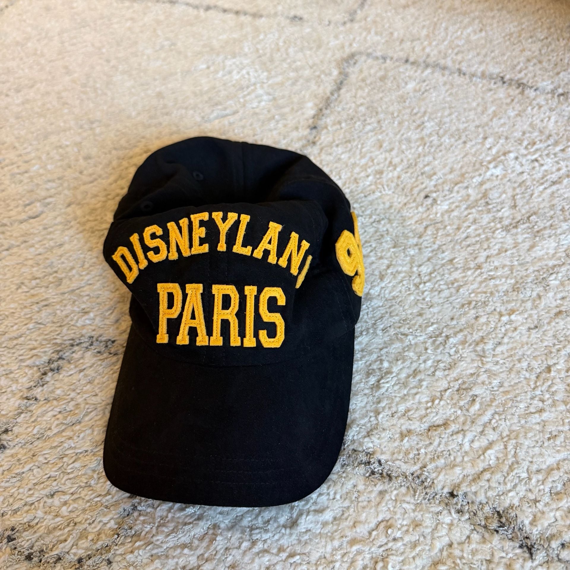 Disney Disneyland Paris 92 Black And Yellow Baseball Cap 5