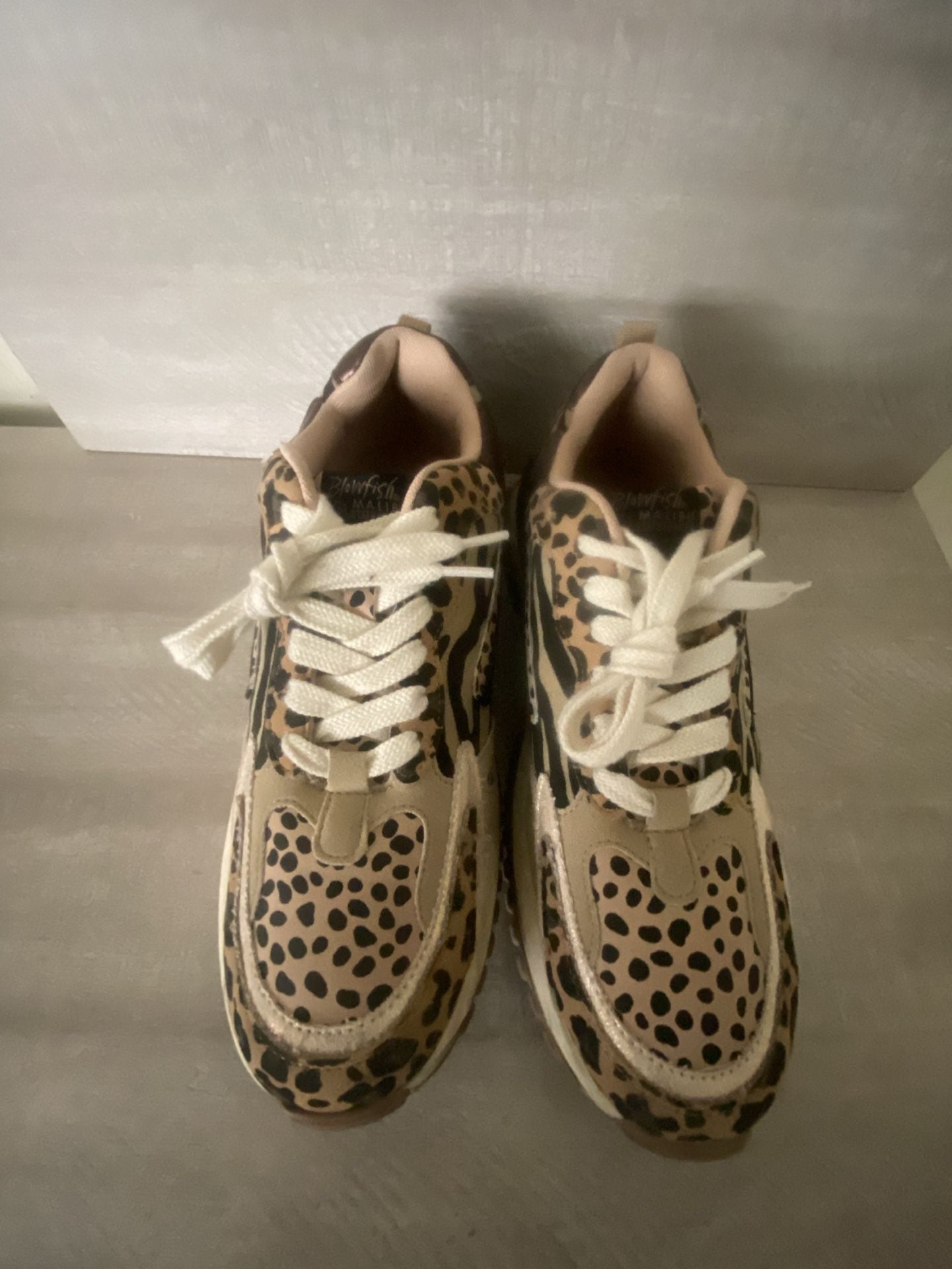 Blowfish Malibu Leo Sneaker Animal Print Platform 11M 2