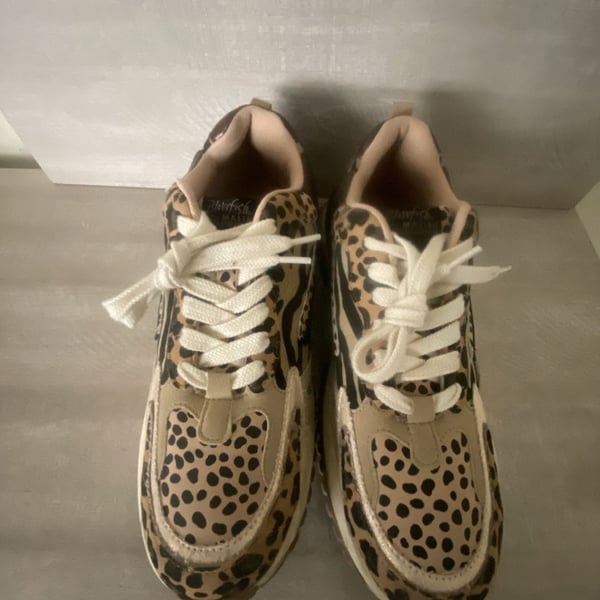 Blowfish Malibu Leo Sneaker Animal Print Platform 11M