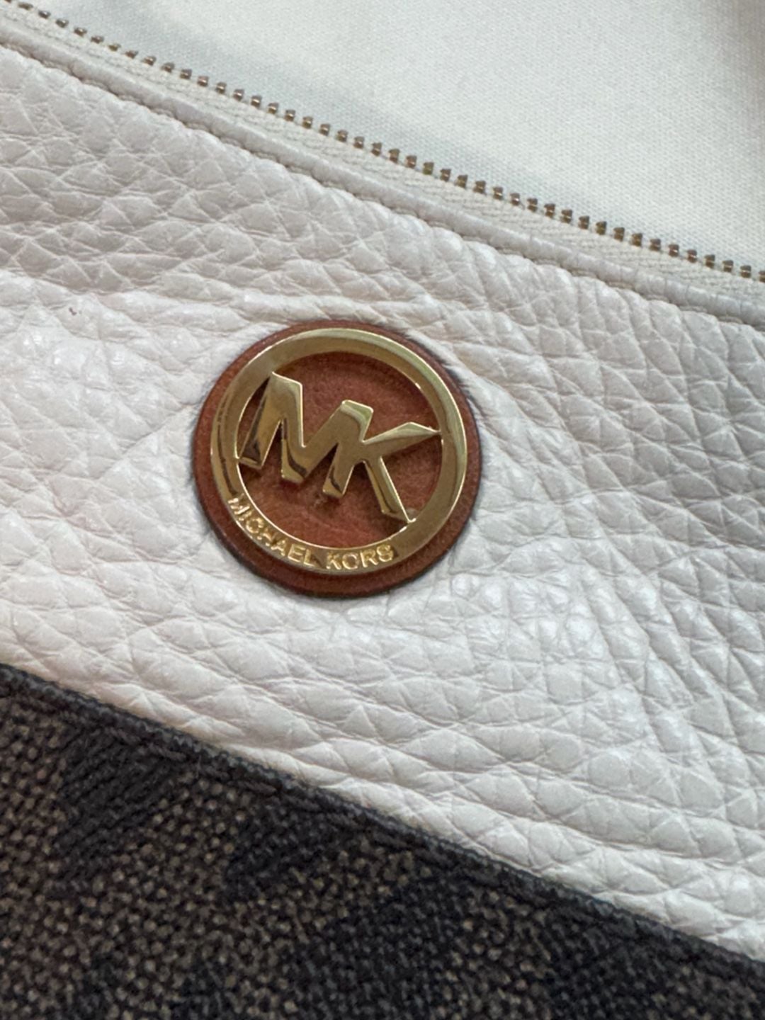 Michael Kors Signature Logo Brown White Leather Wristlet Clutch 4