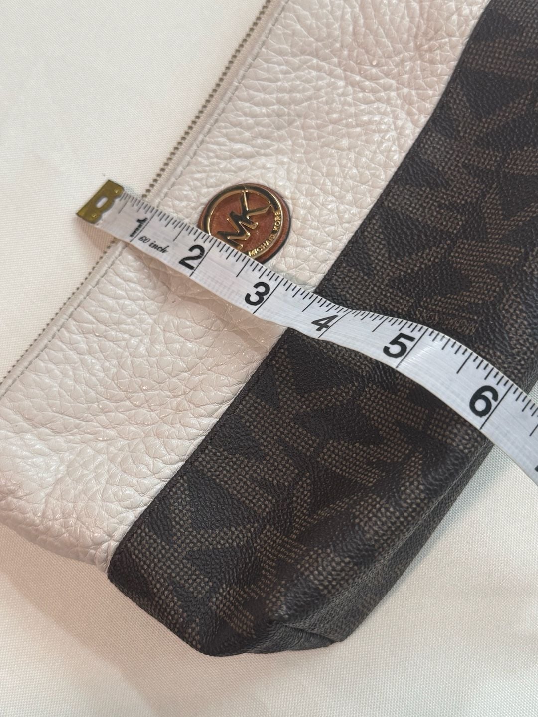 Michael Kors Signature Logo Brown White Leather Wristlet Clutch 7