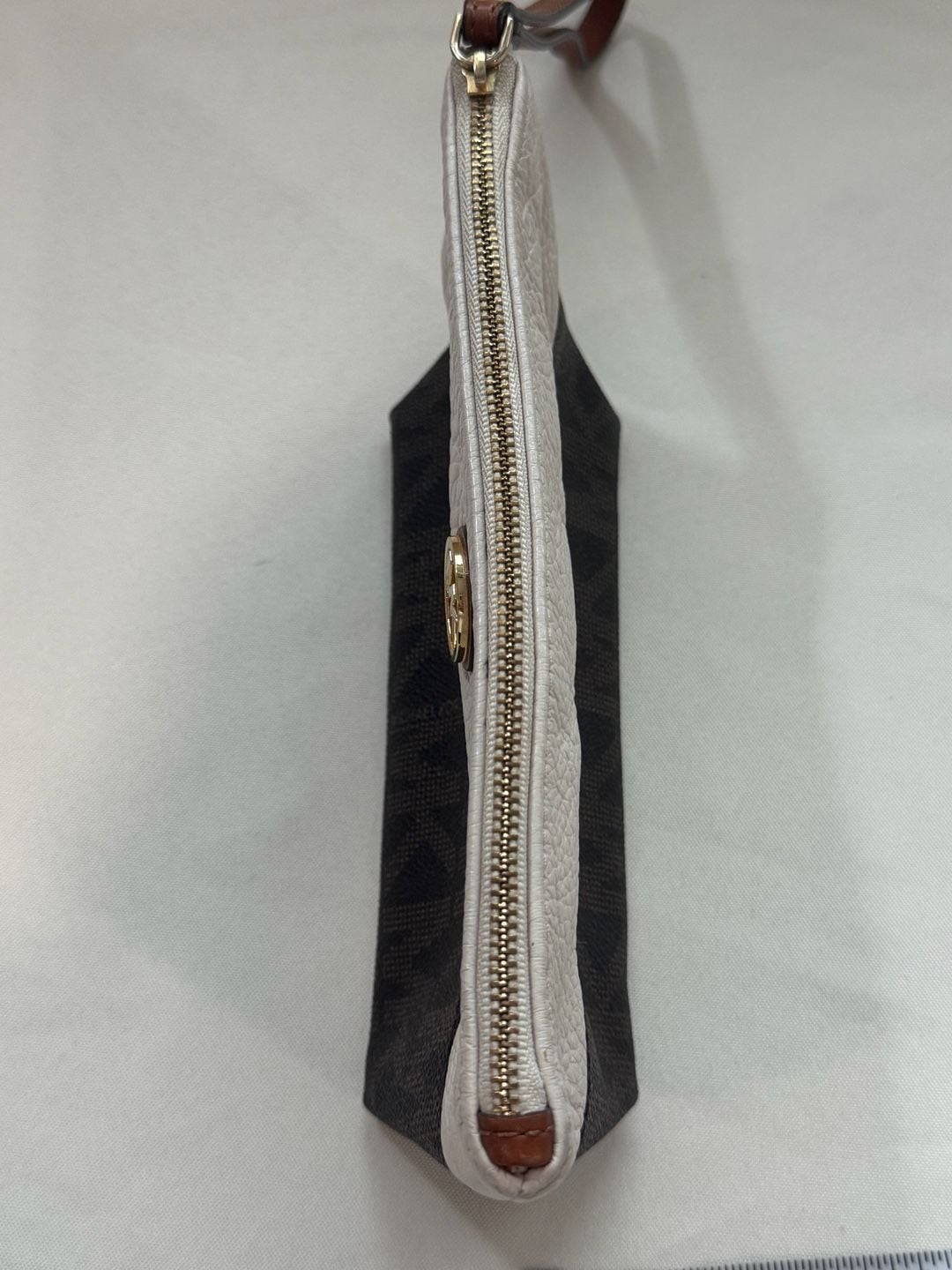 Michael Kors Signature Logo Brown White Leather Wristlet Clutch 10