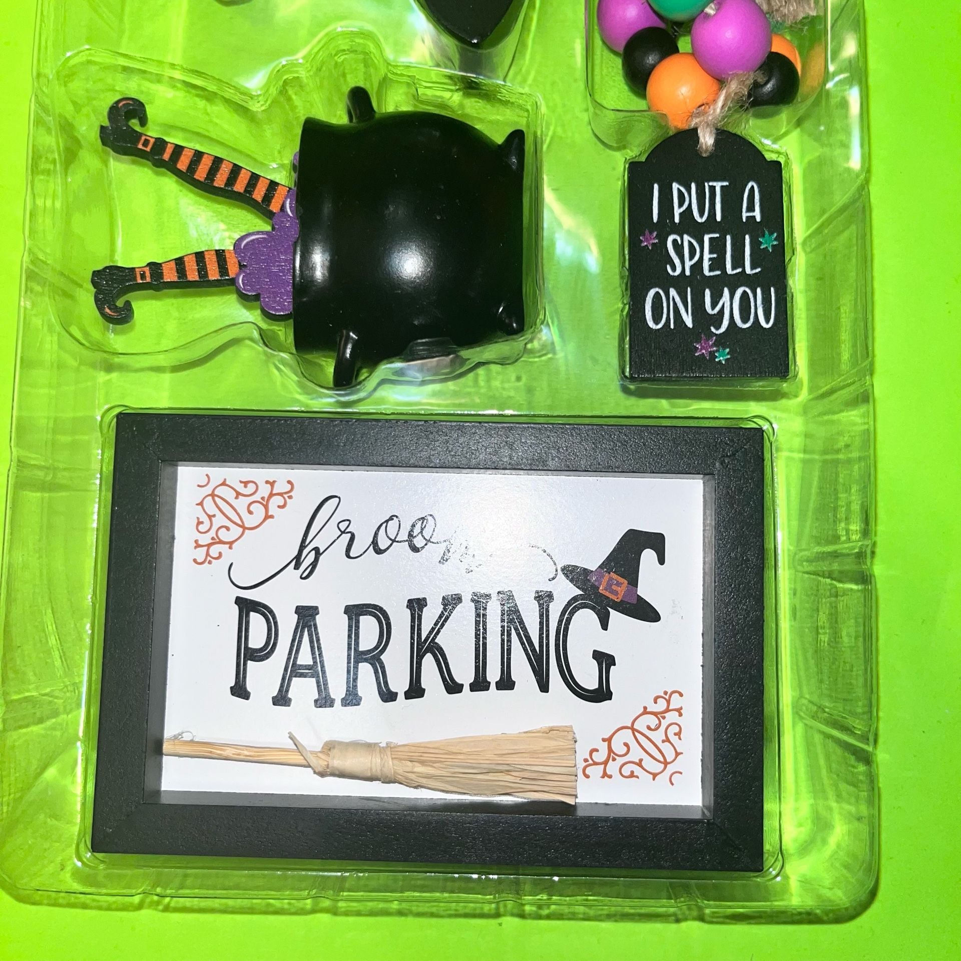 Halloween Witch Tray Decor Set Broom Parking Hat Cauldron Bead Garland mini
 10