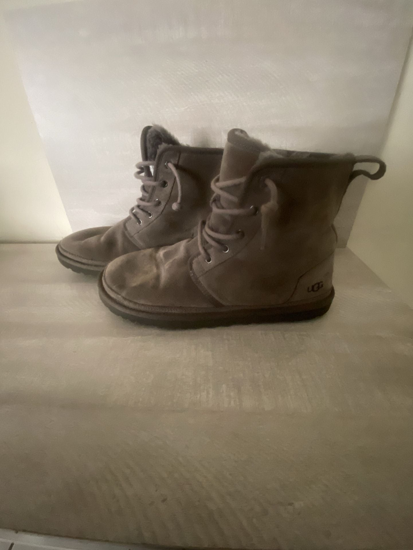 UGG Harkley Boots Size 10 Grey Suede Chukka Lace Up 3