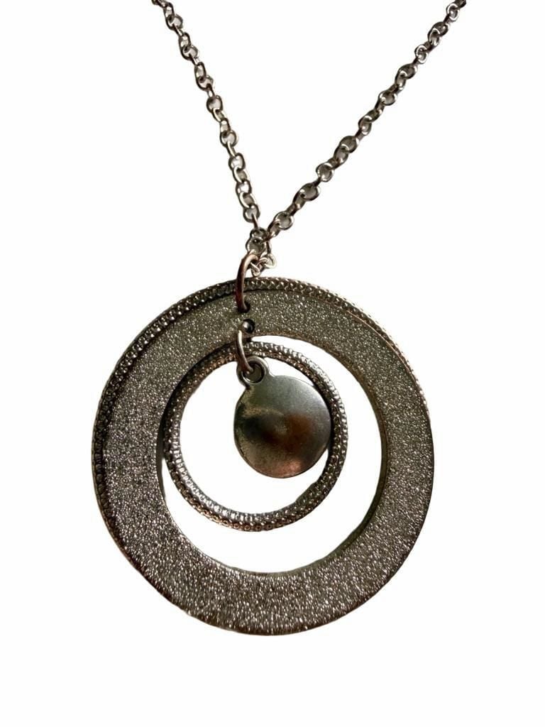 Triple Circle Rhinestone Pendant Necklace 7