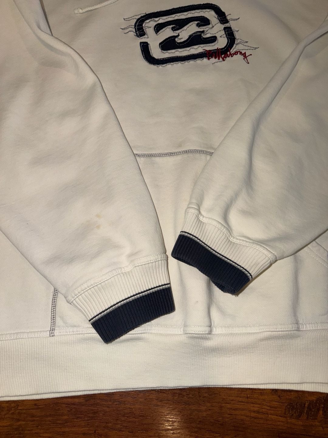 Billabong Vintage Y2K Embroidered Logo Pullover Hoodie White 3