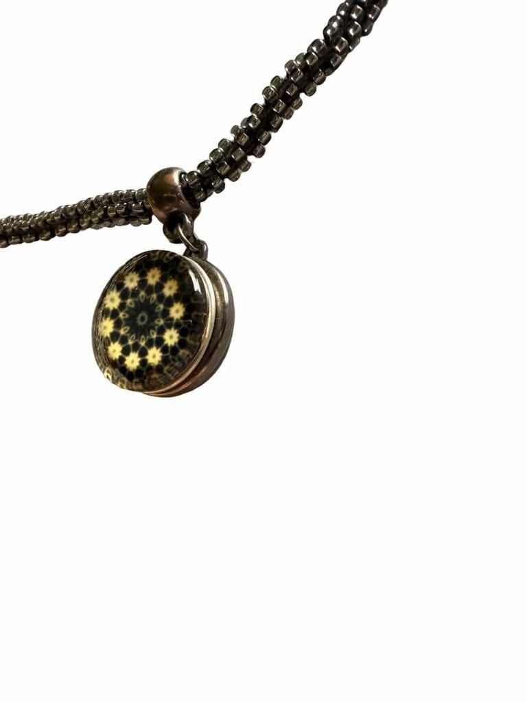 Beaded Pendant Necklace 3