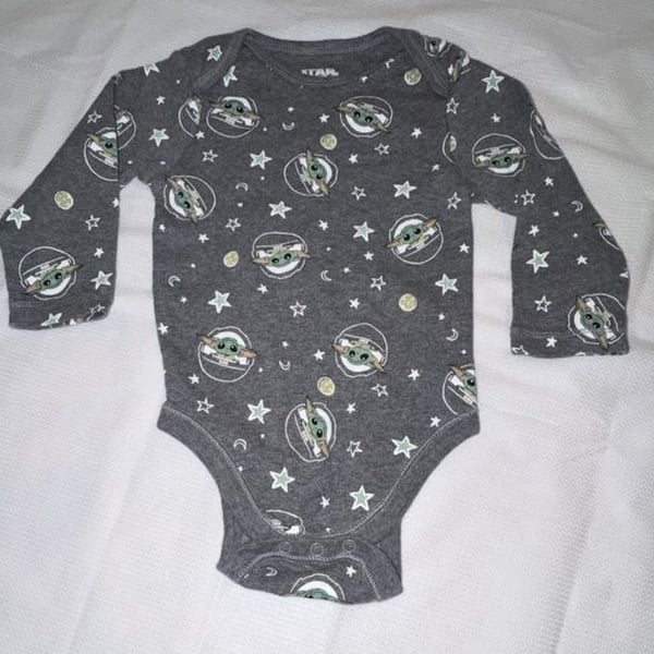 Star Wars The Child Bodysuit 6-12M Gray Grogu Baby Yoda