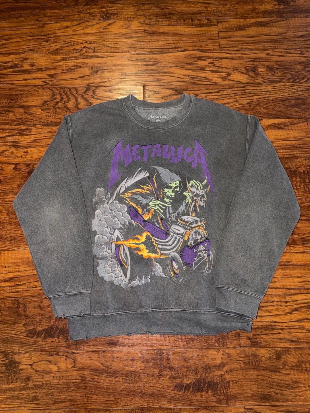 Metallica Here Comes Revenge Crew Neck Sweatshirt Gray 2