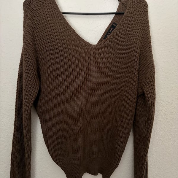 Love Tree Twist Knot Back Sweater Brown V-Neck Knit Pullover