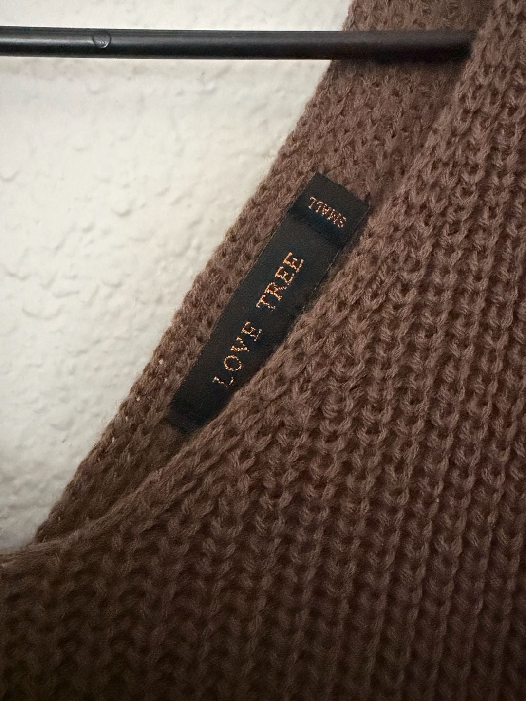 Love Tree Twist Knot Back Sweater Brown V-Neck Knit Pullover 3