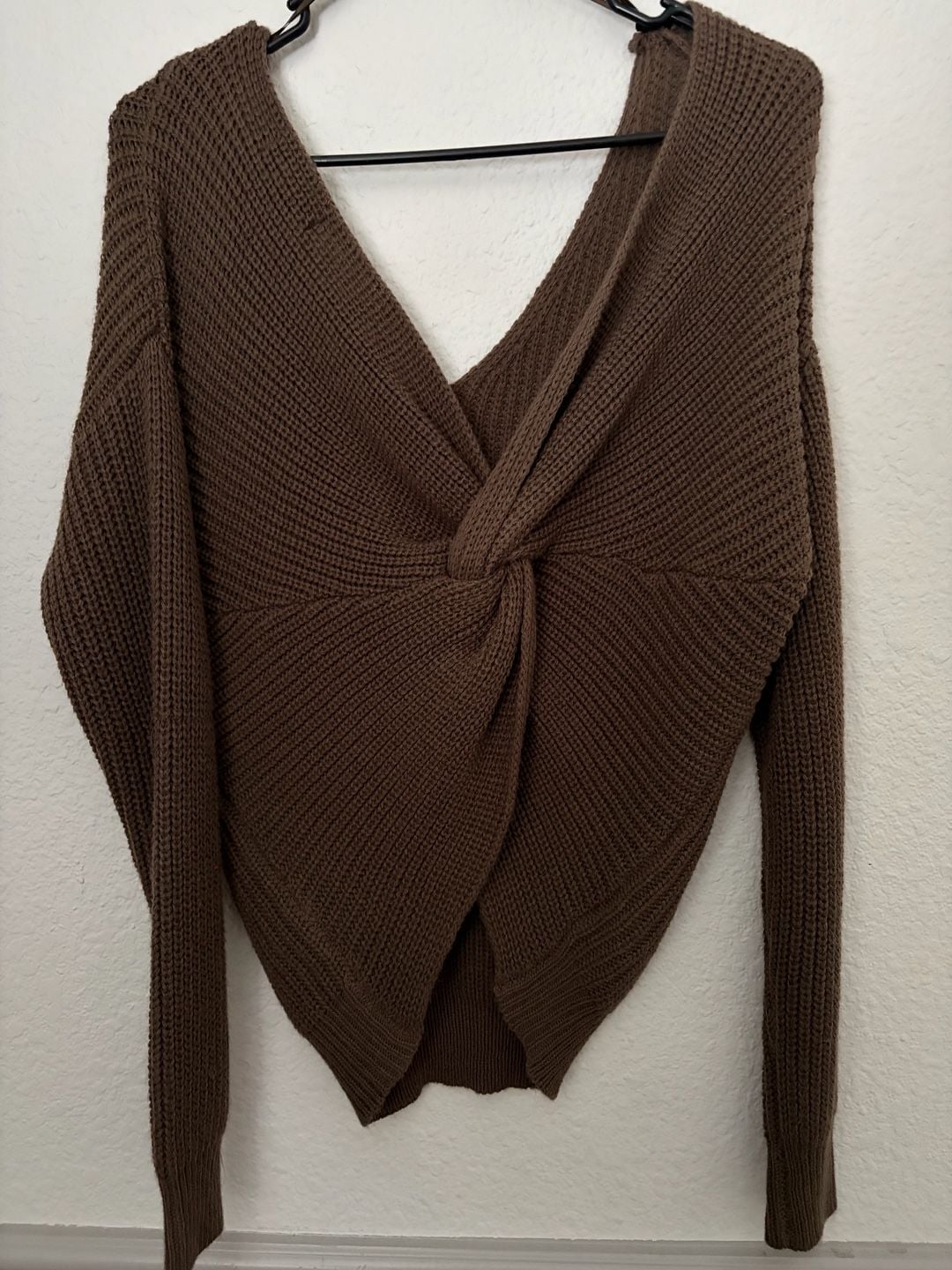 Love Tree Twist Knot Back Sweater Brown V-Neck Knit Pullover 4