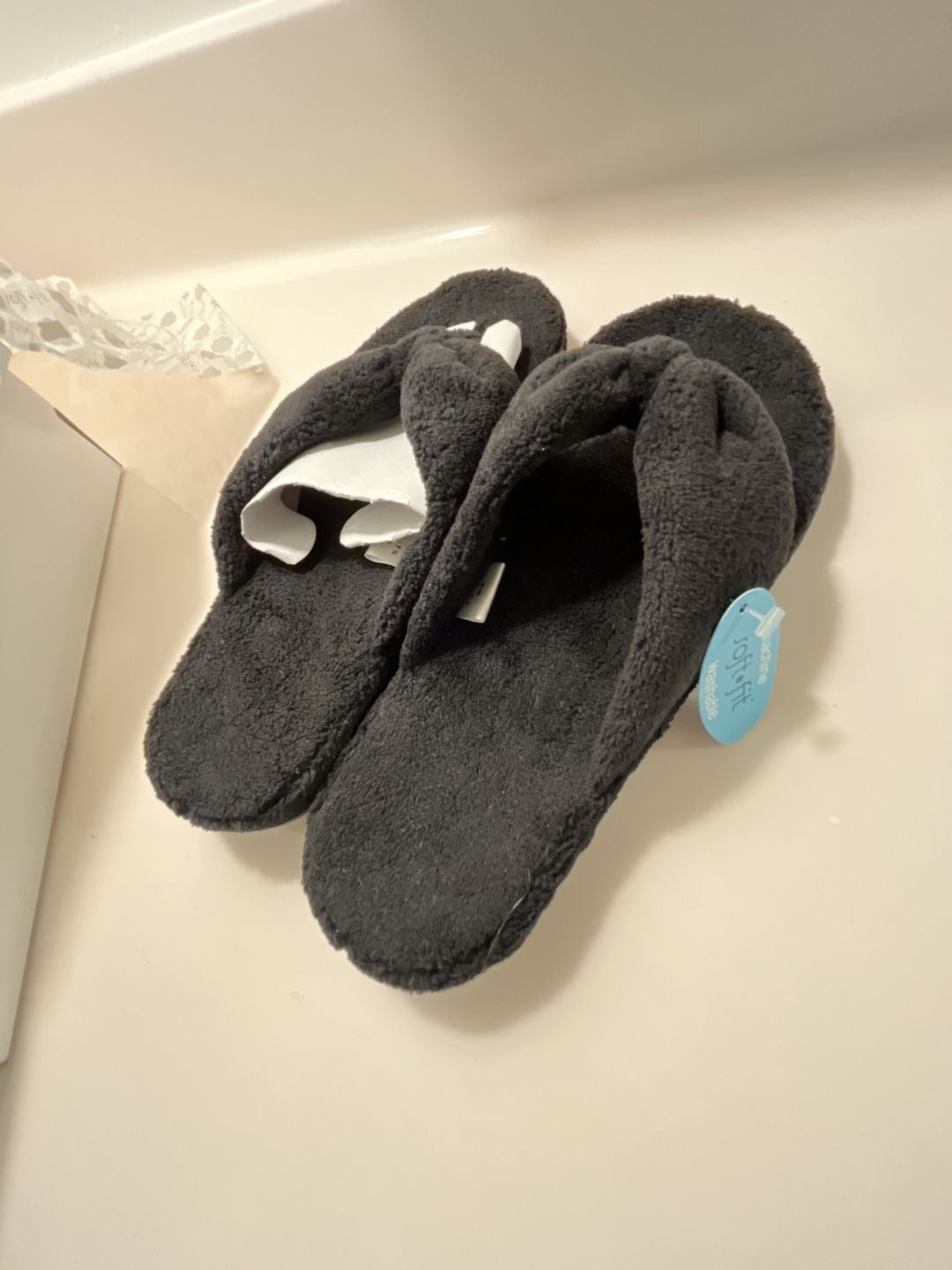 Isotoner Slippers Black Soft Fit Thong Slide 13