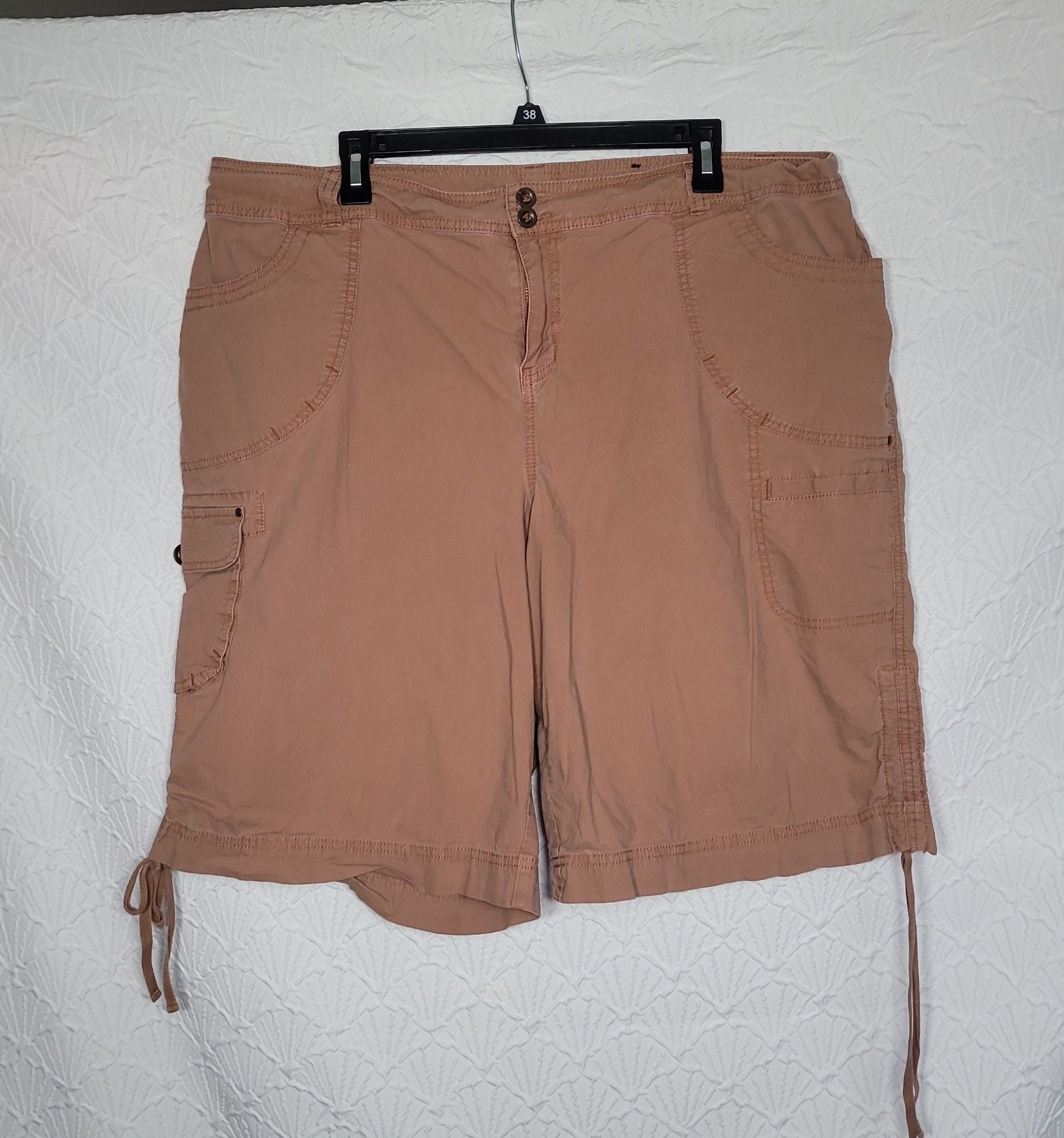 Lane Bryant Cargo Shorts Size 18 Tan Cotton Spandex 2