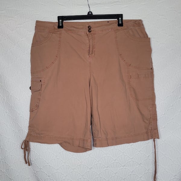 Lane Bryant Cargo Shorts Size 18 Tan Cotton Spandex