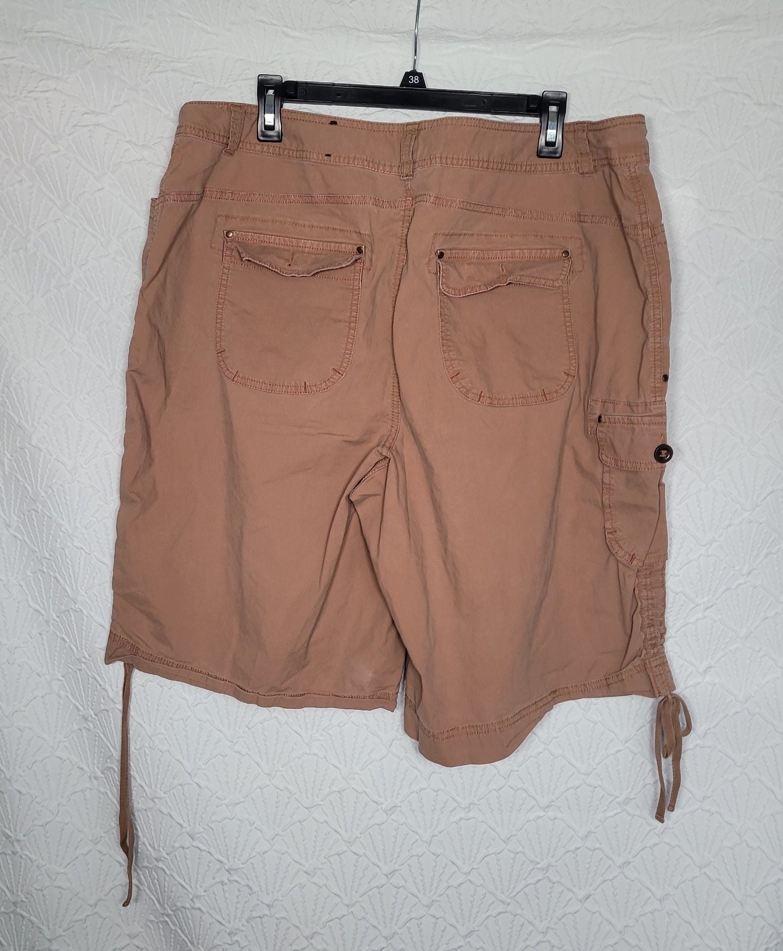 Lane Bryant Cargo Shorts Size 18 Tan Cotton Spandex 5