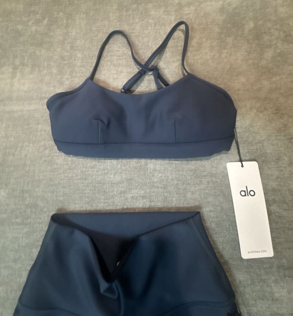 Alo Yoga High-Waist Airlift Legging And Airlift Intrigue Bra Size S Navy 2
