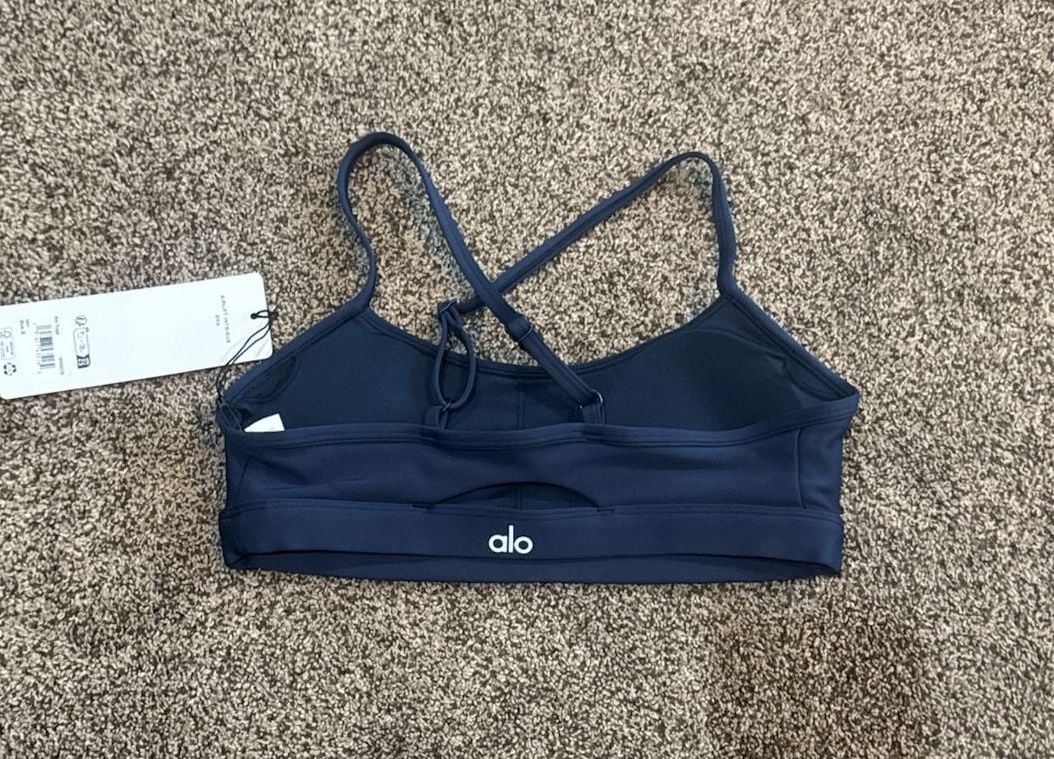 Alo Yoga High-Waist Airlift Legging And Airlift Intrigue Bra Size S Navy 5