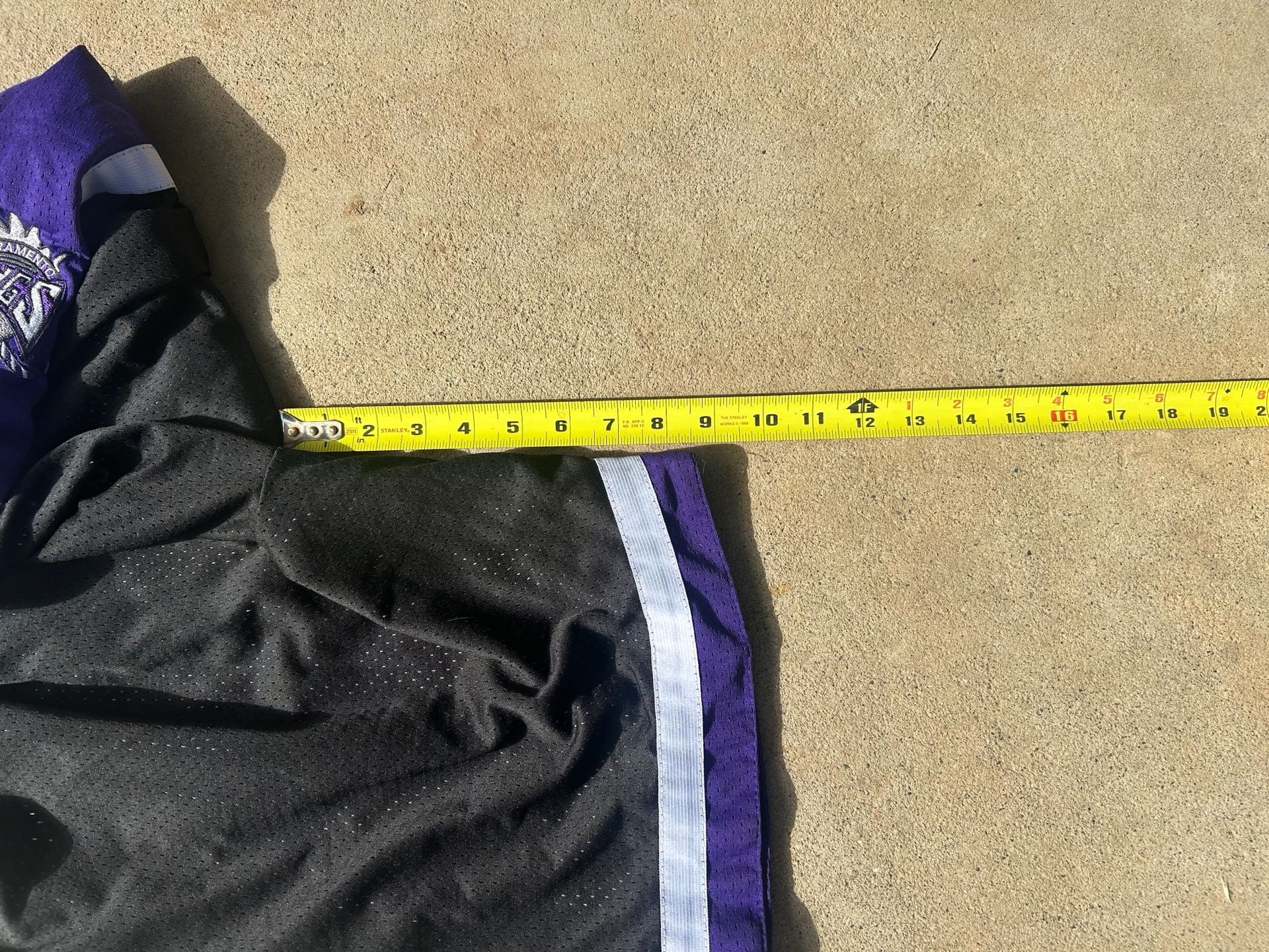Just Don Sacramento Kings 1998-99 Size XL Basketball Shorts Black 7