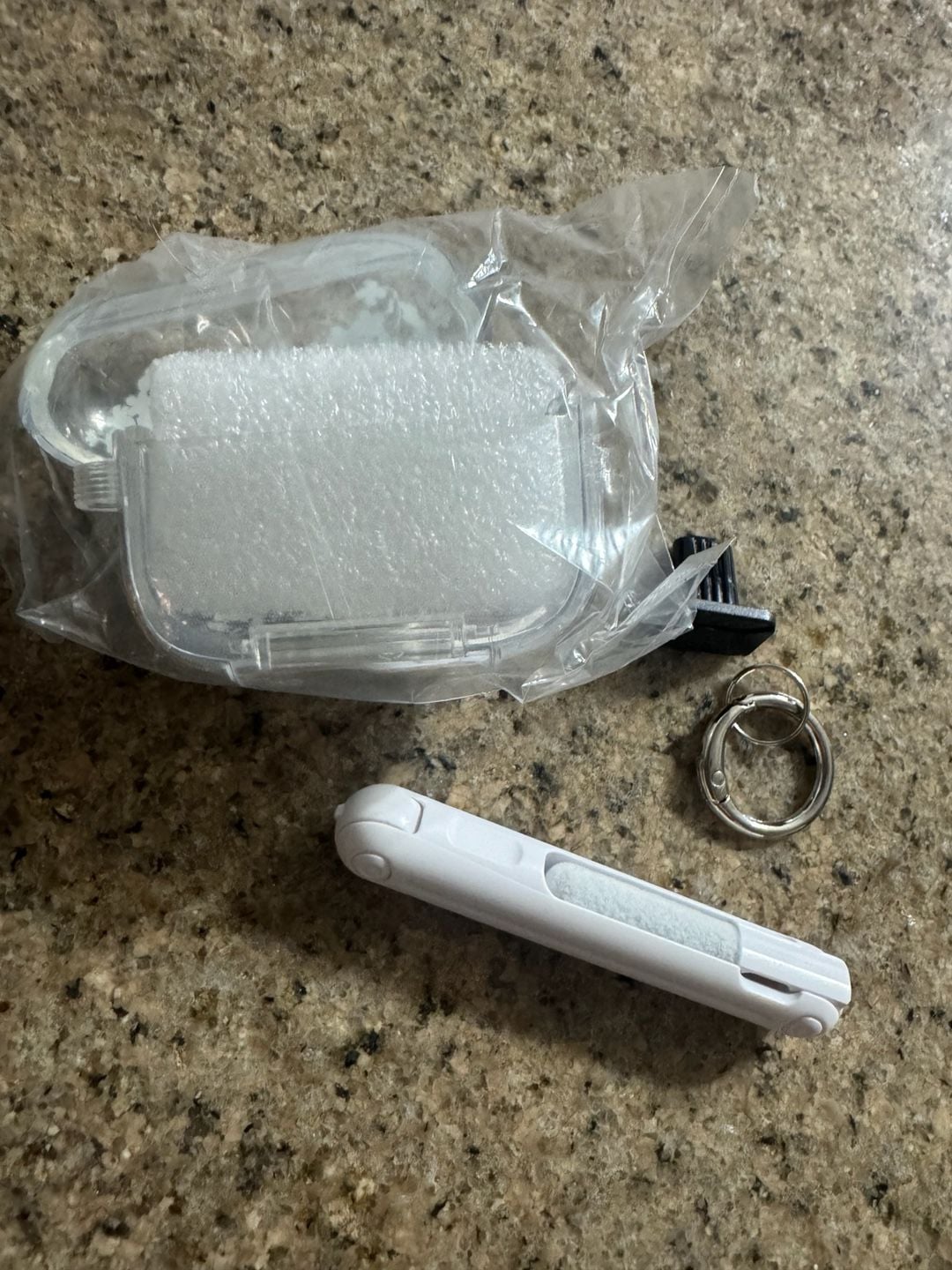 Floral AirPods Case With Cleaning Kit 3