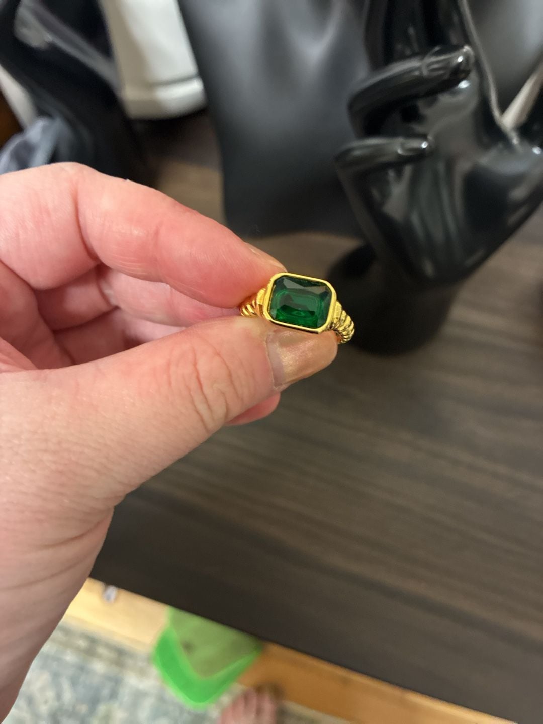 18K Gold Plated Twisted Signet Ring Emerald Green Zirconia 4