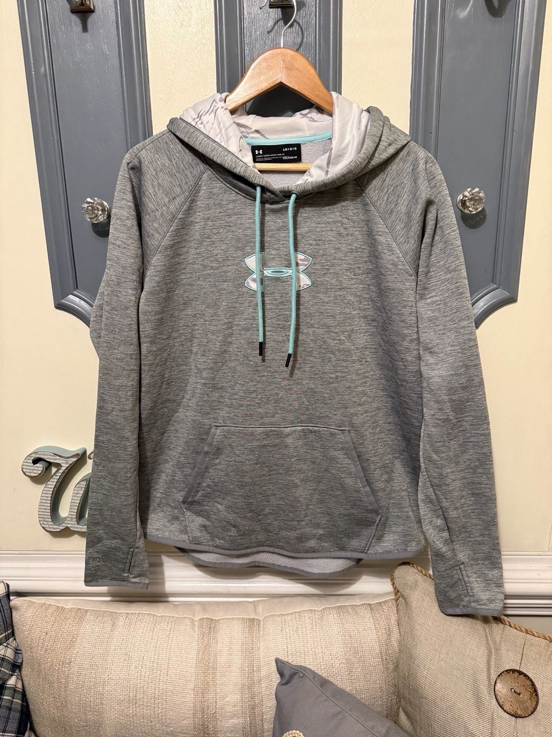 Under Armour ColdGear Hoodie Size Large Gray Camo Pullover 2