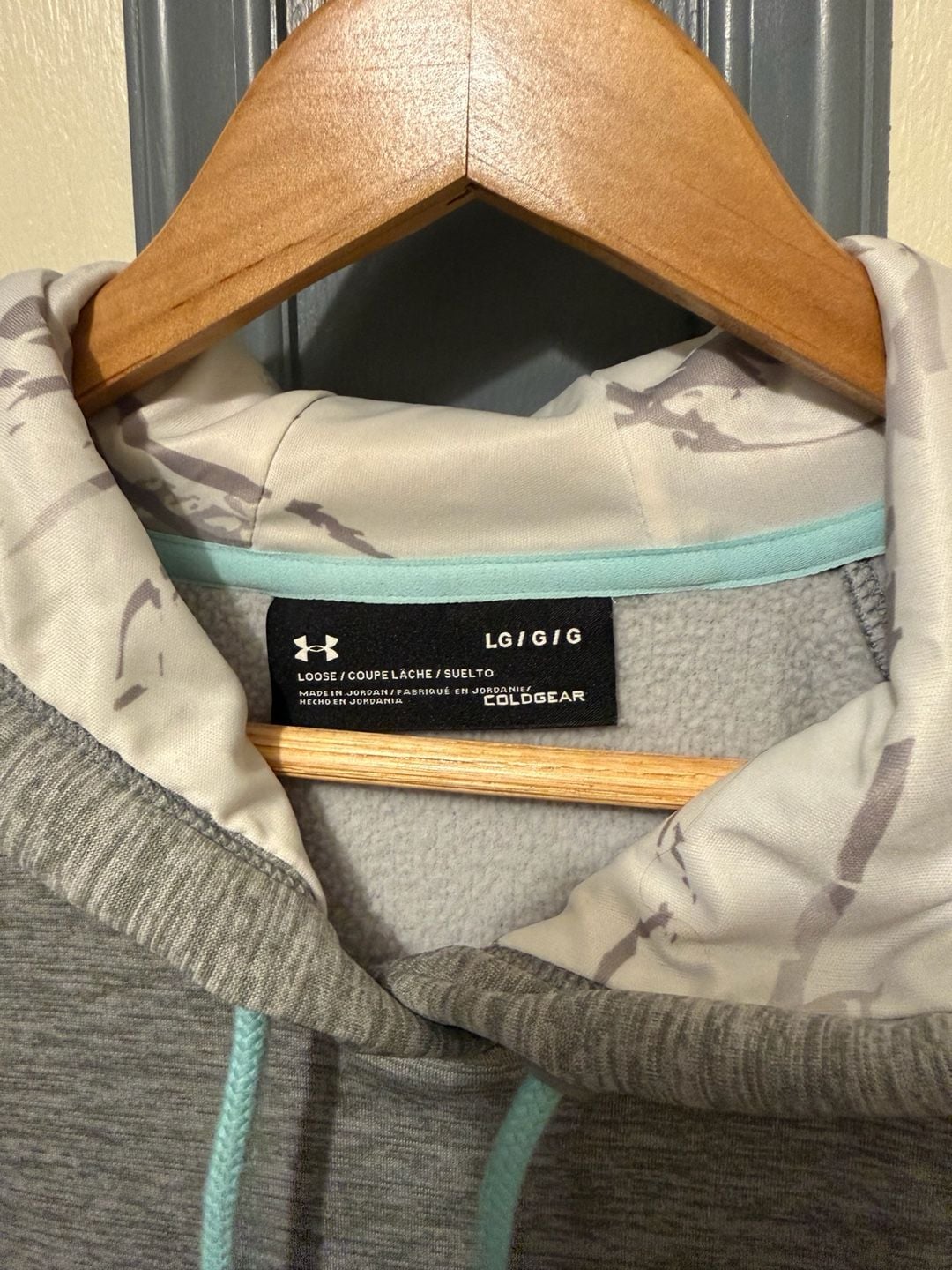 Under Armour ColdGear Hoodie Size Large Gray Camo Pullover 4