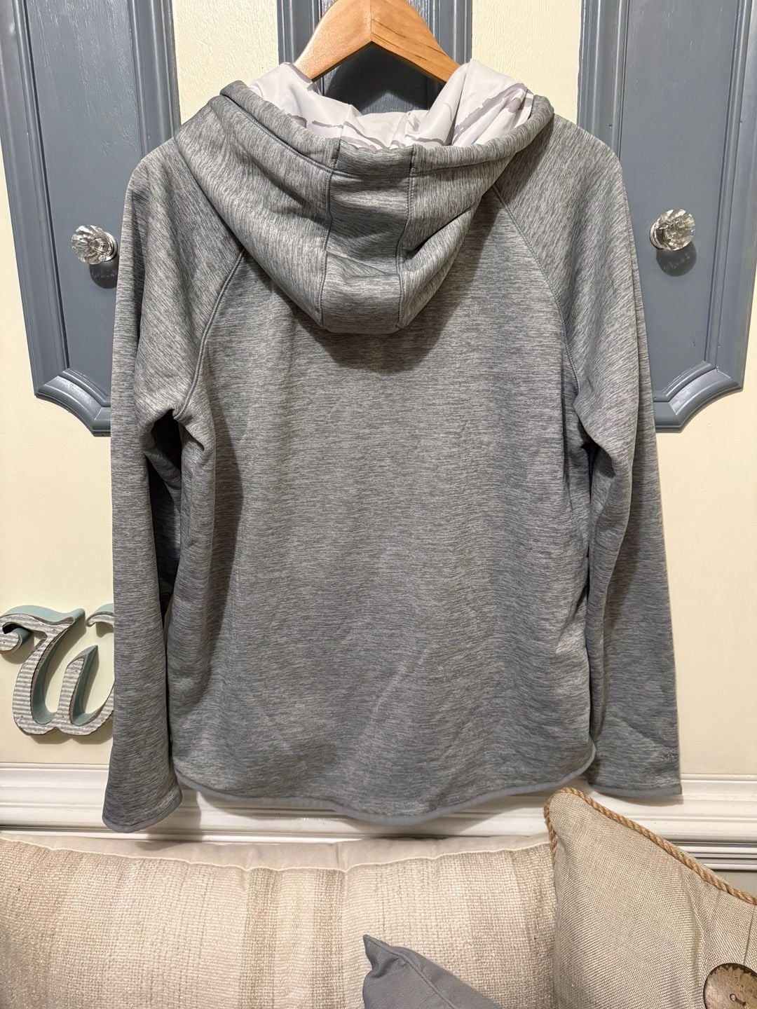 Under Armour ColdGear Hoodie Size Large Gray Camo Pullover 6
