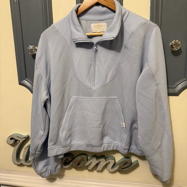 Simply Southern Pullover Size L Light Blue Quarter Zip Cropped Sweatshirt